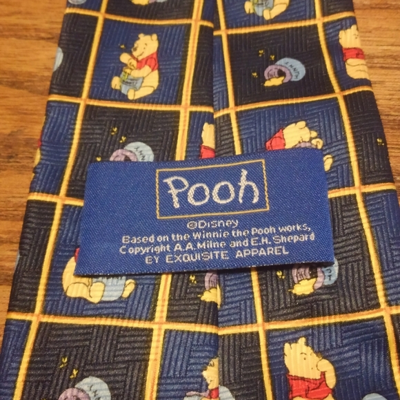 🍯 Vintage 👔 Winnie the Pooh Bear 🐻 Disney ✨ Vtg Tie Necktie 90s Gem Hunny - Picture 4 of 8